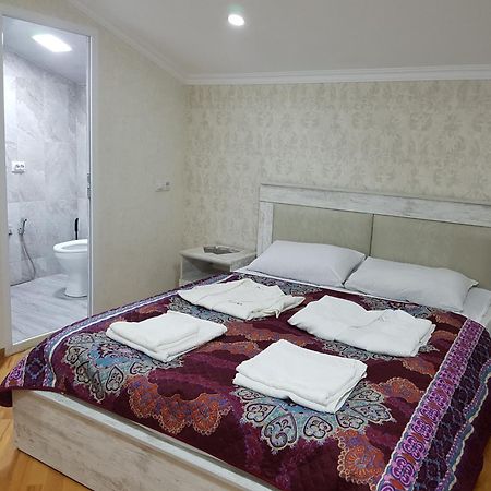 Guest House 15A Kutaisi Ngoại thất bức ảnh